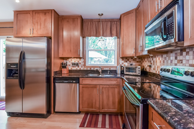413 S Deborah Ln, Mount Prospect, IL 60056 photo 9