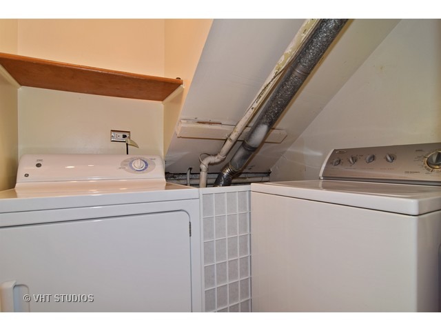 1610 Timber Trl, Wheaton, IL 60189 photo 13