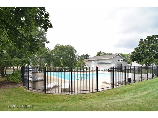 1610 Timber Trl, Wheaton, IL 60189 photo 16