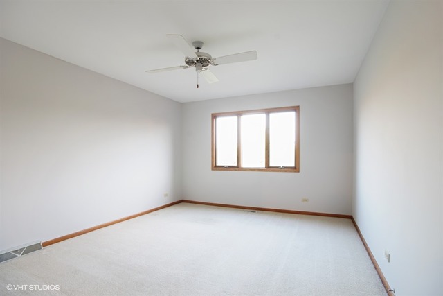1719 Pebble Beach Ct, Hoffman Estates, IL 60169 photo 18
