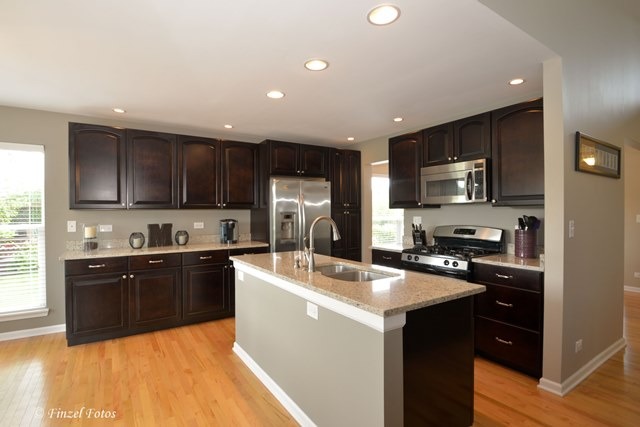 2208 Moser Ln, Algonquin, IL 60102 photo 8