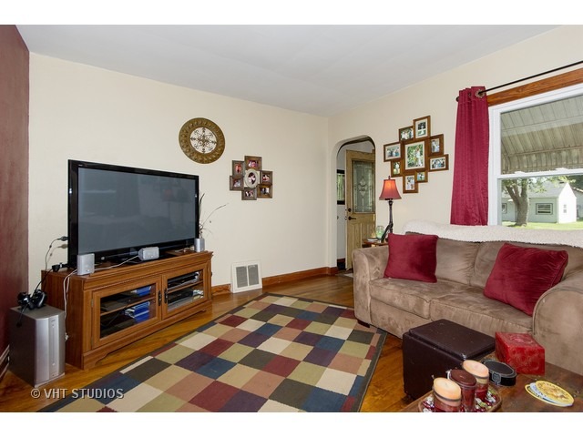 821 N 9th Ave, Kankakee, IL 60901 photo 3