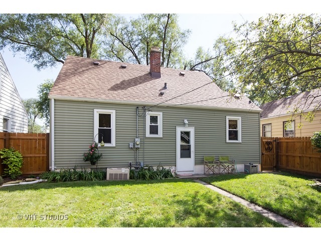 821 N 9th Ave, Kankakee, IL 60901 photo 9