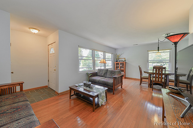 1001 E Illinois St, Wheaton, IL 60187 photo 4