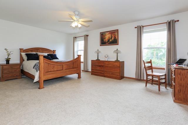 757 River Walk Dr, Wheeling, IL 60090 photo 9