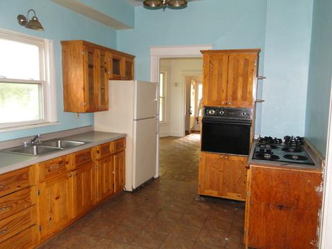 347 W Mulberry St, Kankakee, IL 60901 photo 2