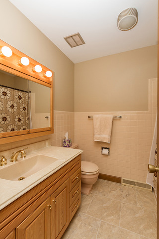 130 Thomas More Dr, Elgin, IL 60123 photo 16