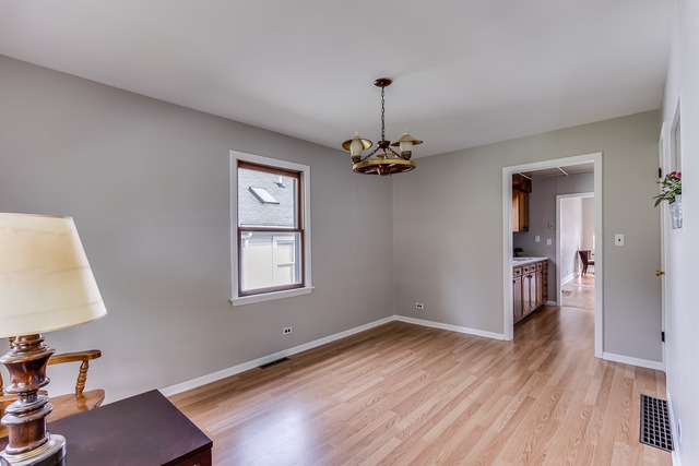 5648 Bohlander Ave, Berkeley, IL 60163 photo 17