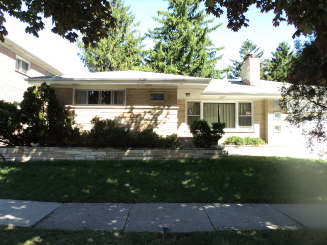 7222 W 61st Pl, Summit, IL 60501 photo 1