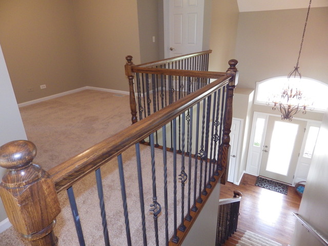 2219 Lundquist Dr, Aurora, IL 60503 photo 4