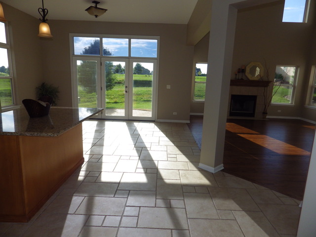 2219 Lundquist Dr, Aurora, IL 60503 photo 22