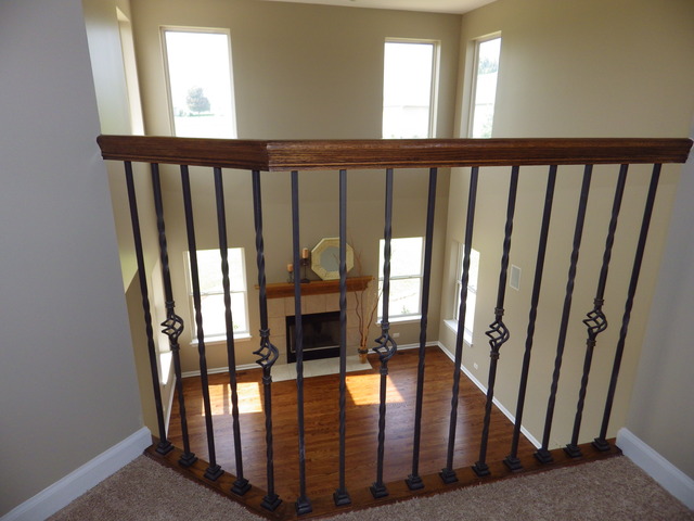 2219 Lundquist Dr, Aurora, IL 60503 photo 6