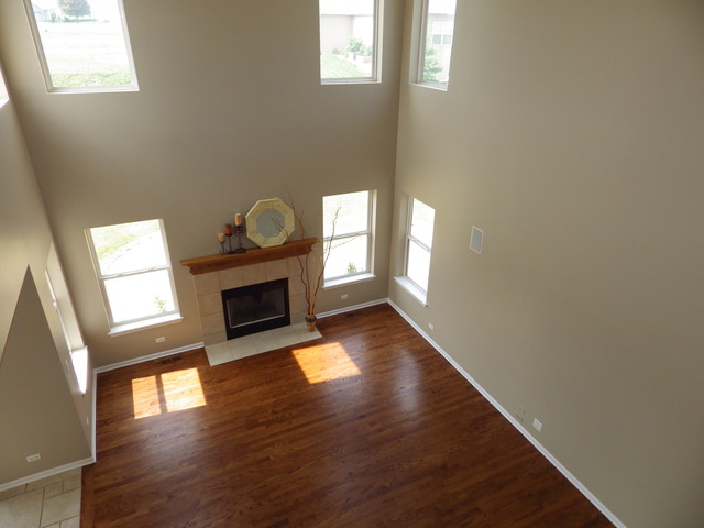 2219 Lundquist Dr, Aurora, IL 60503 photo 7
