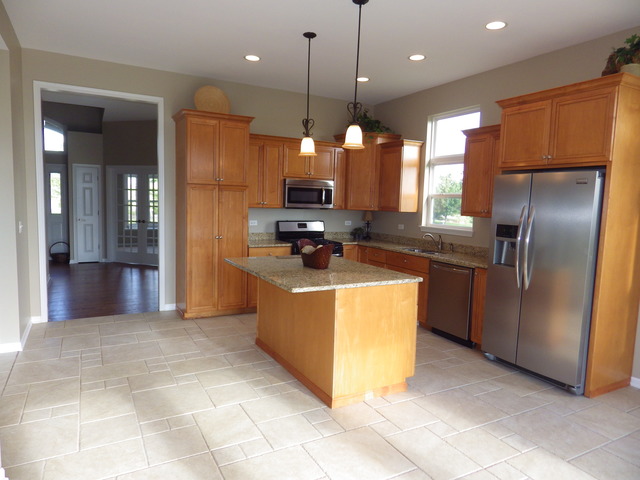 2219 Lundquist Dr, Aurora, IL 60503 photo 18
