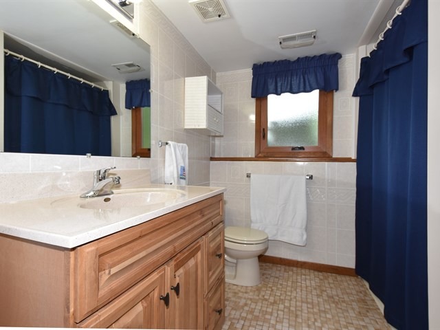 73 75th St, Willowbrook, IL 60527 photo 17