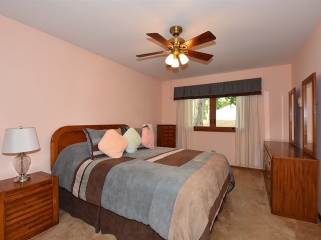 73 75th St, Willowbrook, IL 60527 photo 10