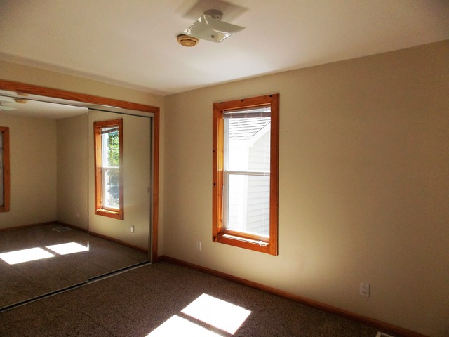 9708 Illinois St, Hebron, IL 60034 photo 10