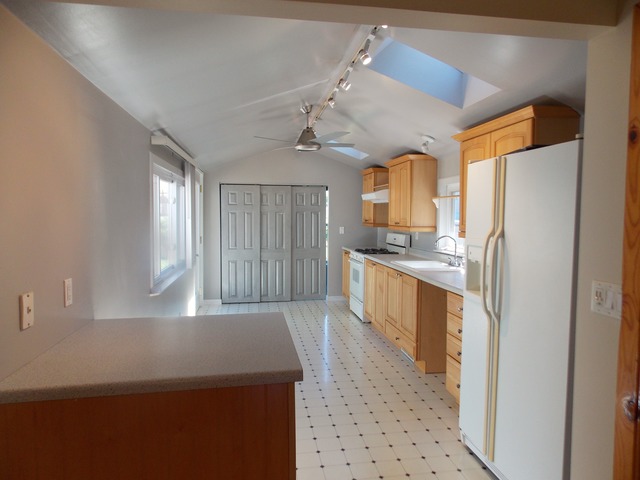 9708 Illinois St, Hebron, IL 60034 photo 5