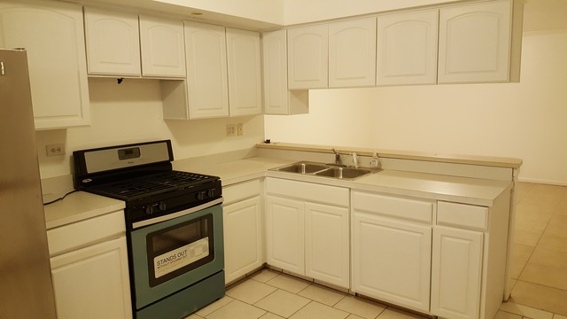 1359 Quincy Ct, Elgin, IL 60120 photo 22