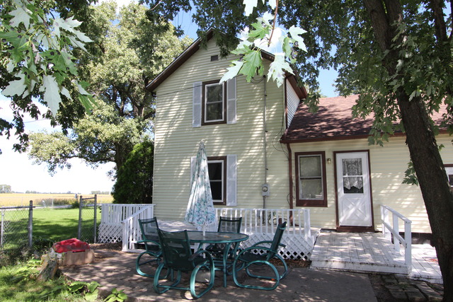 4285 W Ransom Rd, Dwight, IL 60420 photo 2
