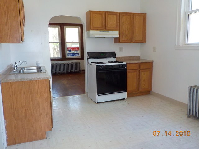 31 E 126th St, Chicago, IL 60628 photo 3