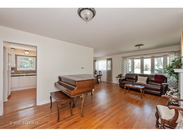 43 Glenview Rd, Glenview, IL 60025 photo 3