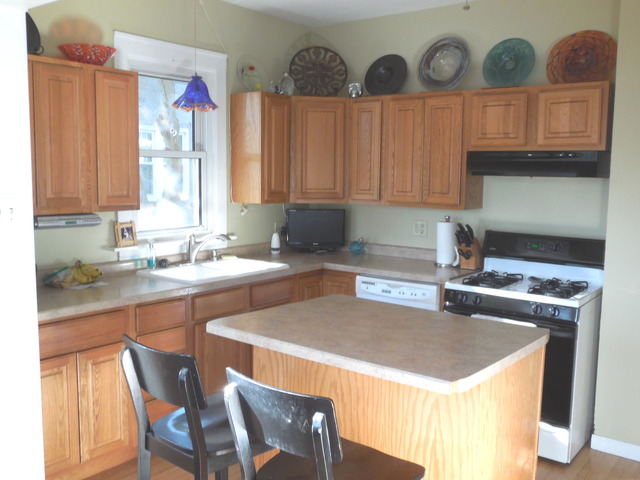 2824 5th St, Peru, IL 61354 photo 8