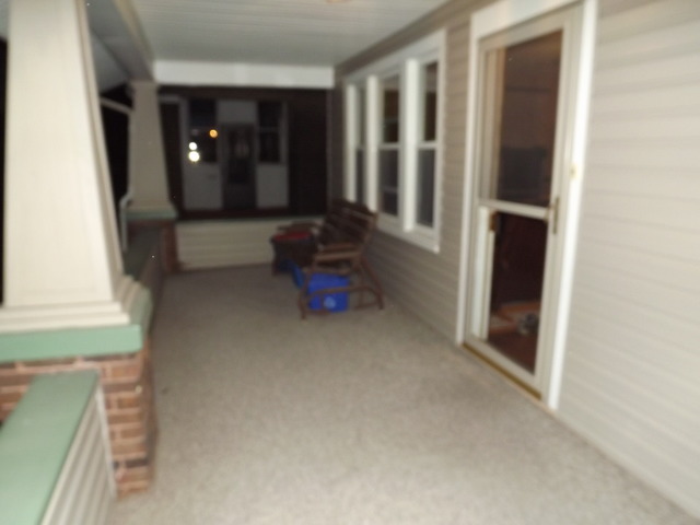 2705 4th St, Peru, IL 61354 photo 3