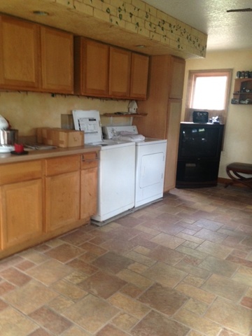 588 Palmyra Rd, Dixon, IL 61021 photo 2