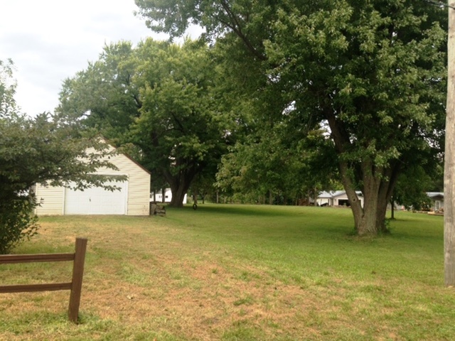 588 Palmyra Rd, Dixon, IL 61021 photo 4