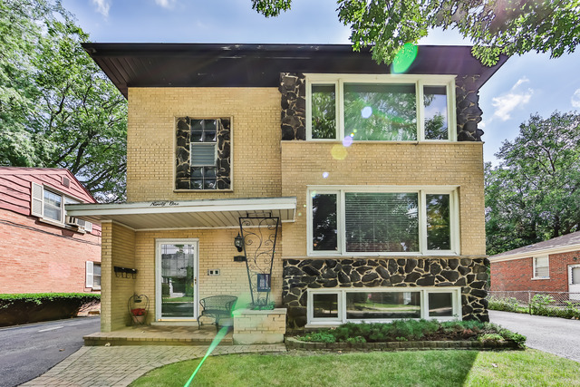 91 E Burlington St, Riverside, IL 60546 photo 1