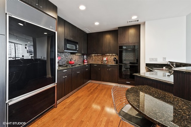21 E Huron St #2505, Chicago, IL 60611 photo 7