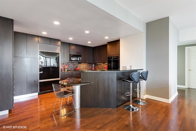 21 E Huron St #2505, Chicago, IL 60611 photo 6