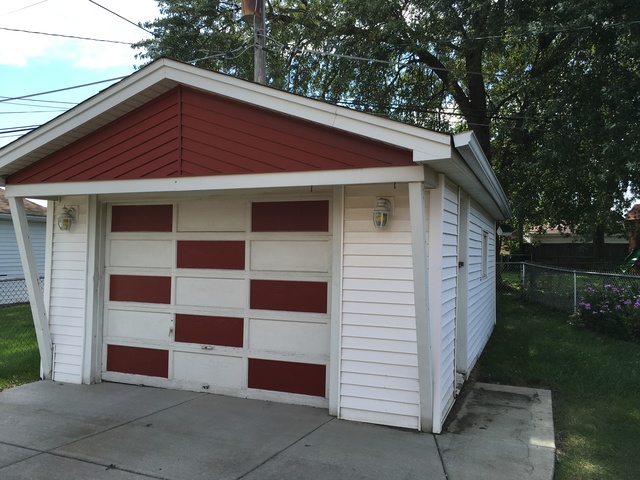 8201 S Tripp Ave, Chicago, IL 60652 photo 12