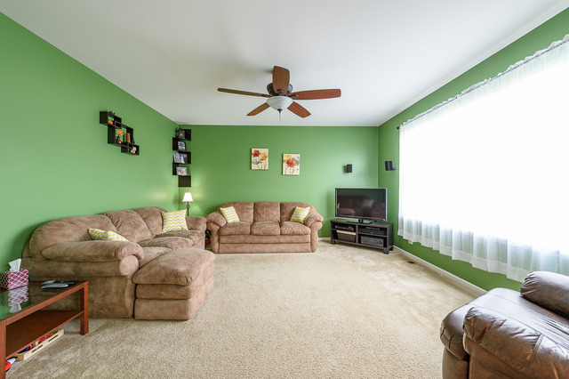 2542 Goldenrod Way, Wauconda, IL 60084 photo 8