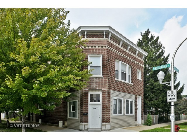 3000 N Spaulding Ave, Chicago, IL 60618 photo 1