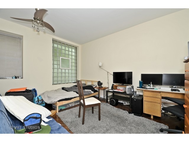 3000 N Spaulding Ave, Chicago, IL 60618 photo 10