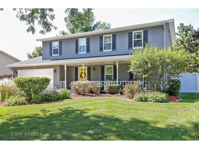 620 Shenandoah Trl, Elgin, IL 60123 photo 1