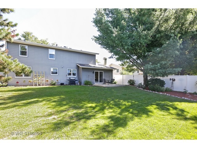620 Shenandoah Trl, Elgin, IL 60123 photo 16