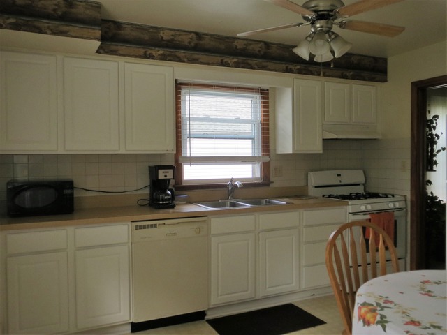 17910 Walter St, Lansing, IL 60438 photo 9