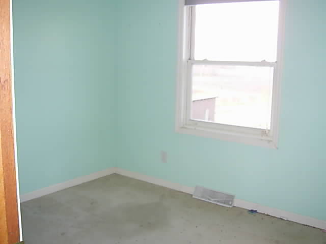 1199 Naylor Rd, Dixon, IL 61021 photo 4