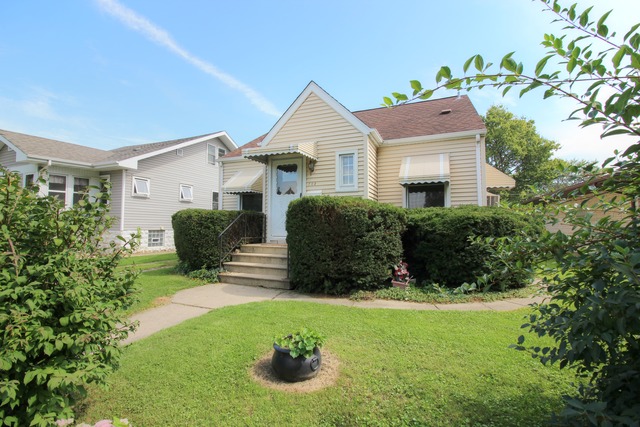 702 Central Ave, Rockdale, IL 60436 photo 1