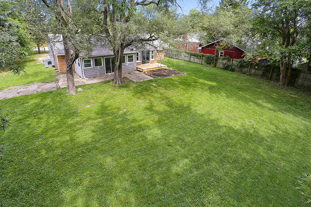1091 Reckinger Rd, Aurora, IL 60505 photo 3