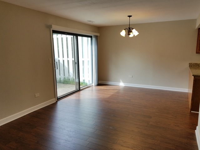 809 Coventry Pl, Wheeling, IL 60090 photo 5