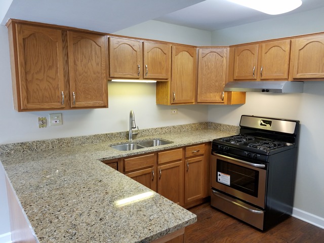 809 Coventry Pl, Wheeling, IL 60090 photo 3