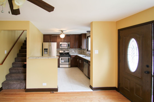 435 Geneva Ave, Bellwood, IL 60104 photo 13