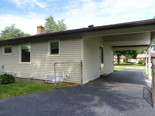 335 E Parallel St, Palatine, IL 60067 photo 21