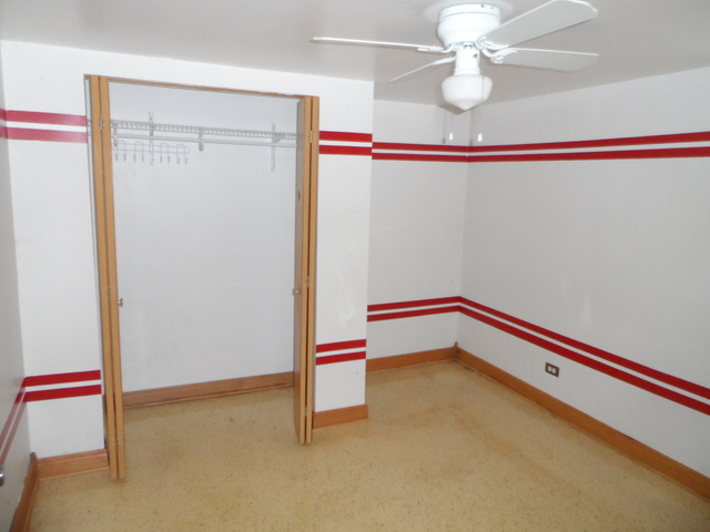 8119 S Meade Ave, Burbank, IL 60459 photo 14