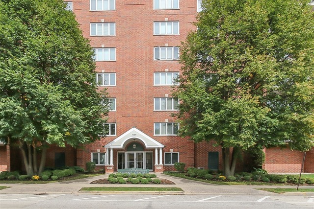 1600 E Thacker St #209, Des Plaines, IL 60016 photo 1