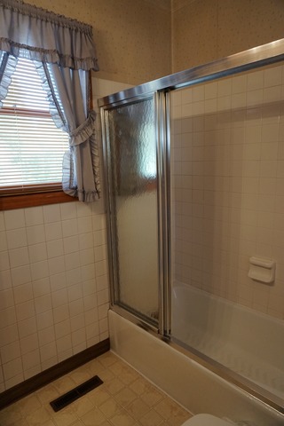 812 Spring St, Aurora, IL 60505 photo 12